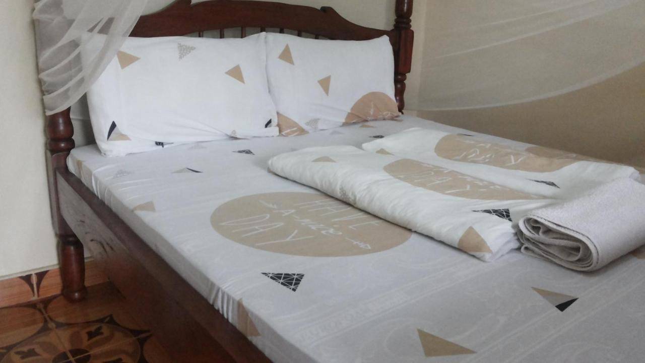 Rock Shadow Hotel Koboko 외부 사진